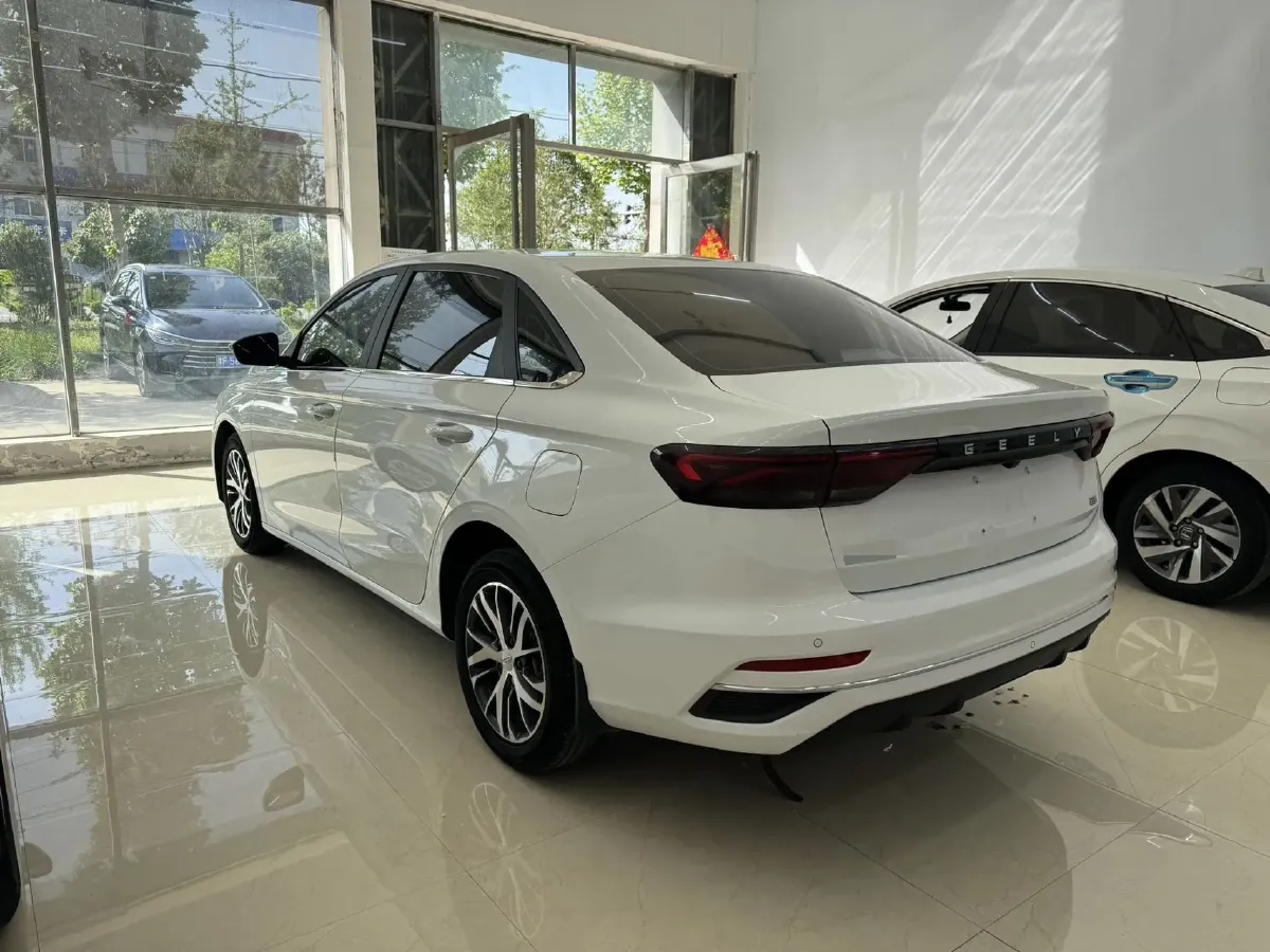 2023 Geely Emgrand 1.5L 127HP L4 CVT,autocango,china used car exporter,china ev exporter,chinese used car exporter,chinese used ev exporter