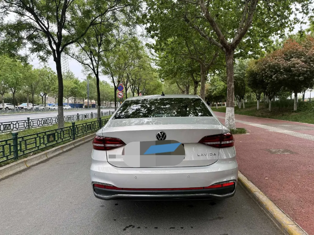 2023 Volkswagen Lavida 1.5L 110HP L4 6AT,autocango,china used car exporter,china ev exporter,chinese used car exporter,chinese used ev exporter
