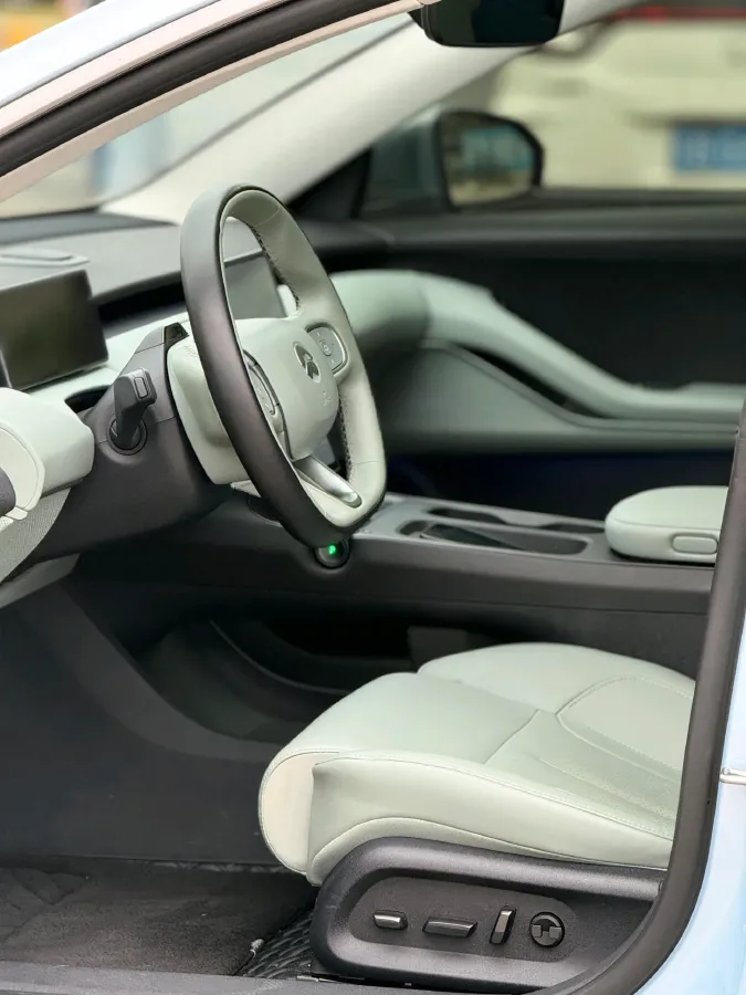 2022 JunTian HeiWuShi Youth 2.0T 203HP L4 6AT,autocango,china used car exporter,china ev exporter,chinese used car exporter,chinese used ev exporter