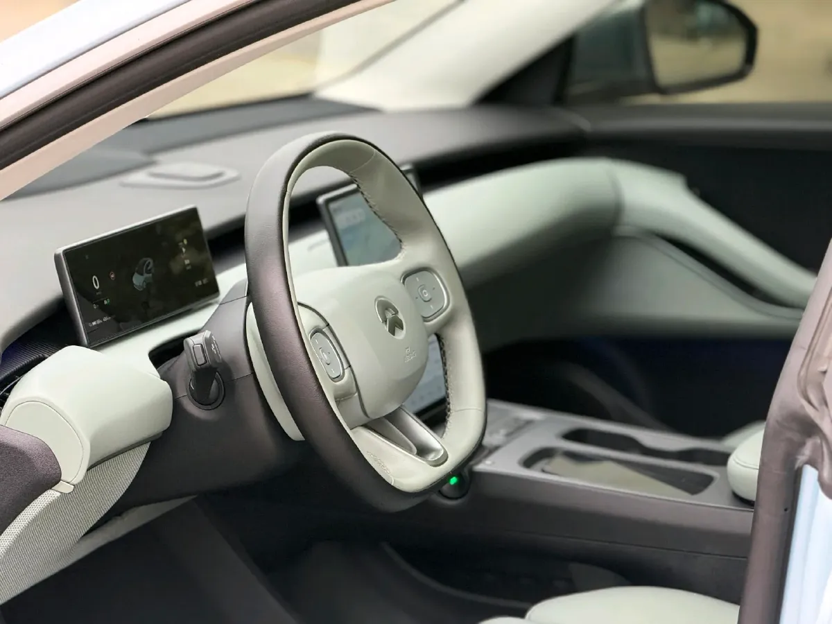 2022 JunTian HeiWuShi Youth 2.0T 203HP L4 6AT,autocango,china used car exporter,china ev exporter,chinese used car exporter,chinese used ev exporter