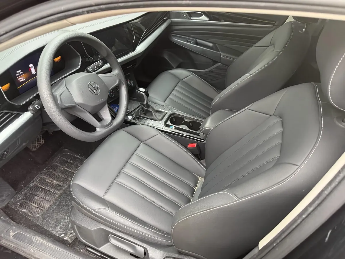 2023 Volkswagen Passat 1.4T 150HP L4 7DCT,autocango,china used car exporter,china ev exporter,chinese used car exporter,chinese used ev exporter