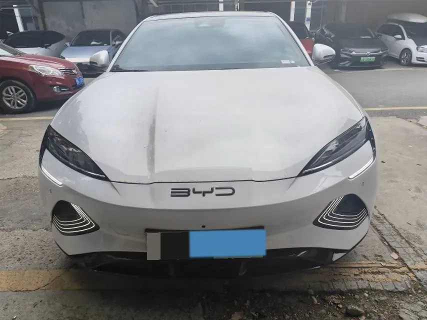 2023 BYD Seal BEV 61.4KWH,autocango,china used car exporter,china ev exporter,chinese used car exporter,chinese used ev exporter