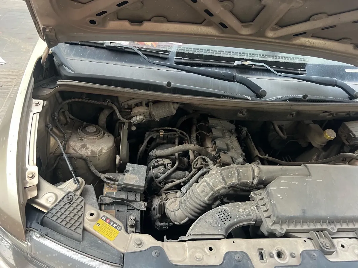 2019 WuLing HongGuang V 1.5L 99HP L4 6MT,autocango,china used car exporter,china ev exporter,chinese used car exporter,chinese used ev exporter