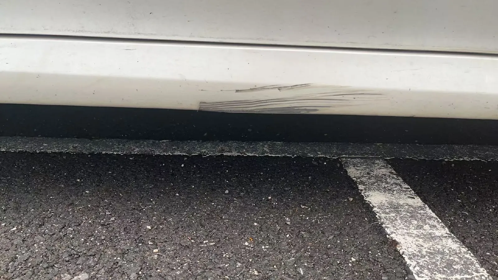 2019 Toyota Camry 2.5L 178HP L4 E-CVT Hybrid,autocango,china used car exporter,china ev exporter,chinese used car exporter,chinese used ev exporter