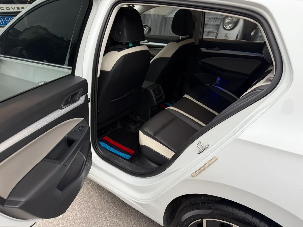 2021 Volkswagen Golf 1.4T 150HP L4 7DCT,autocango,china used car exporter,china ev exporter,chinese used car exporter,chinese used ev exporter