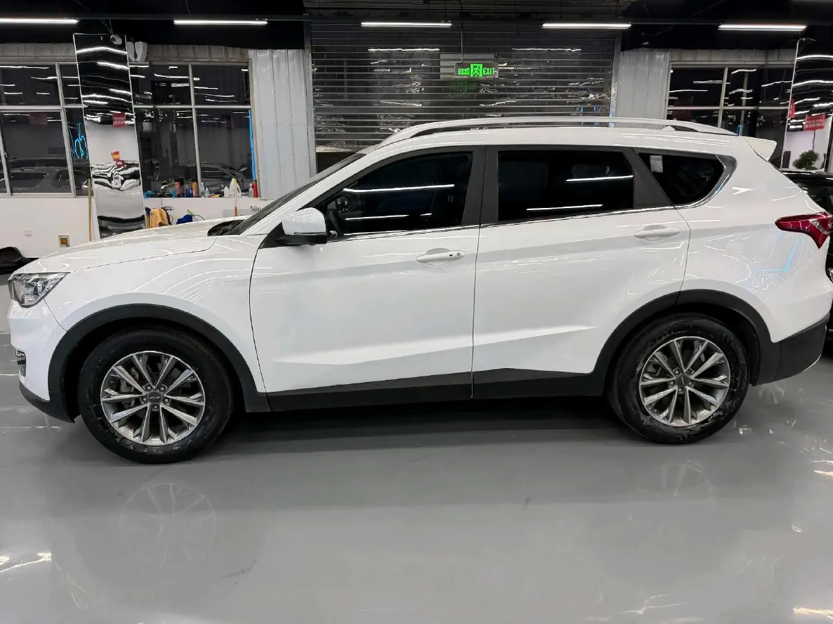 2020 Jetour X70 1.5T 156HP L4 6DCT,autocango,china used car exporter,china ev exporter,chinese used car exporter,chinese used ev exporter