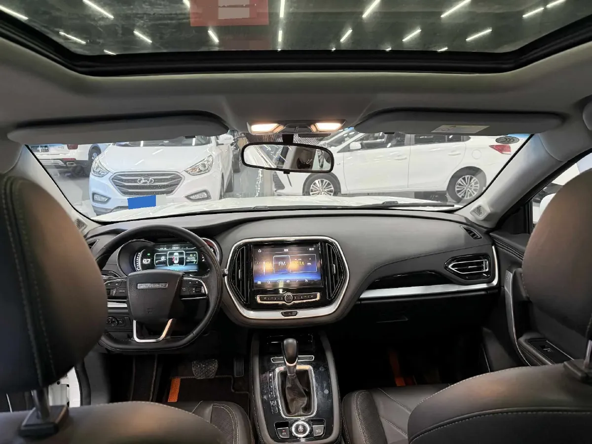 2020 Jetour X70 1.5T 156HP L4 6DCT,autocango,china used car exporter,china ev exporter,chinese used car exporter,chinese used ev exporter