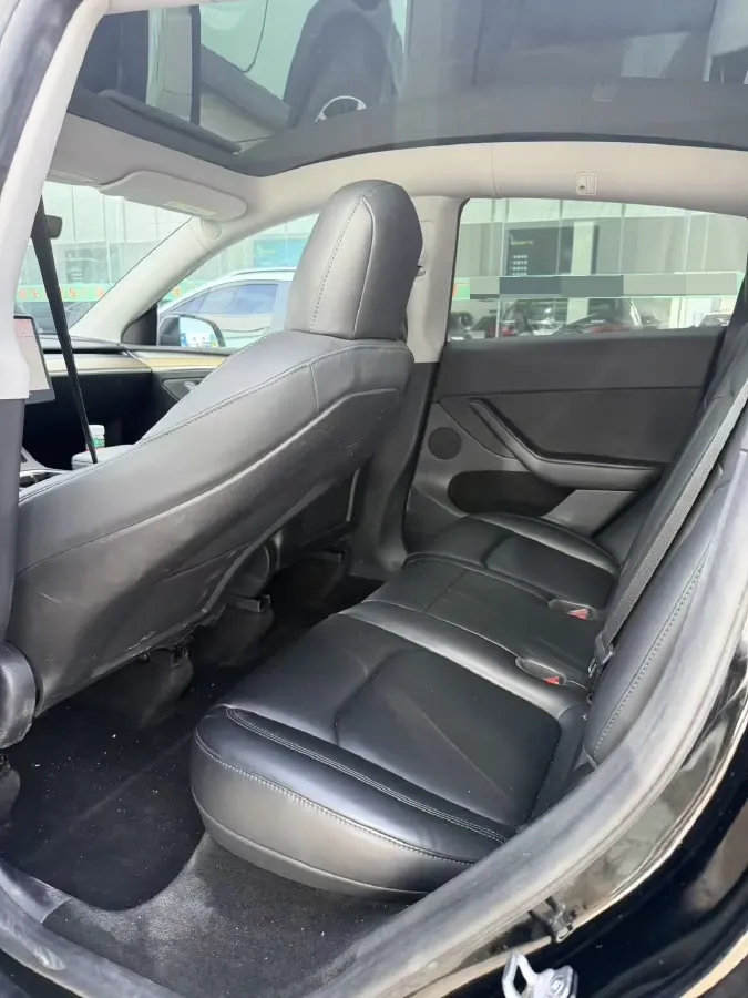 2022 Tesla Model Y BEV 60KWH,autocango,china used car exporter,china ev exporter,chinese used car exporter,chinese used ev exporter