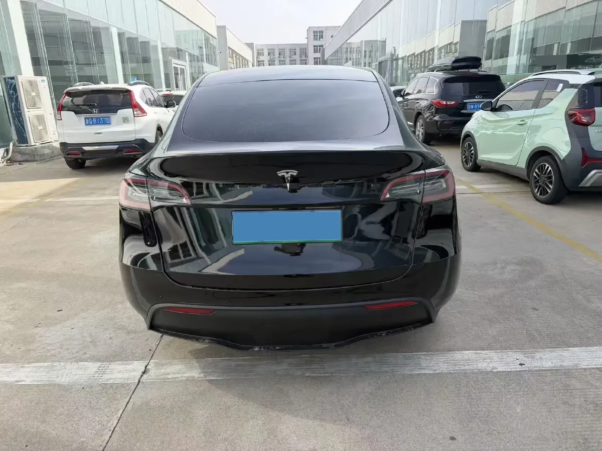 2022 Tesla Model Y BEV 60KWH,autocango,china used car exporter,china ev exporter,chinese used car exporter,chinese used ev exporter