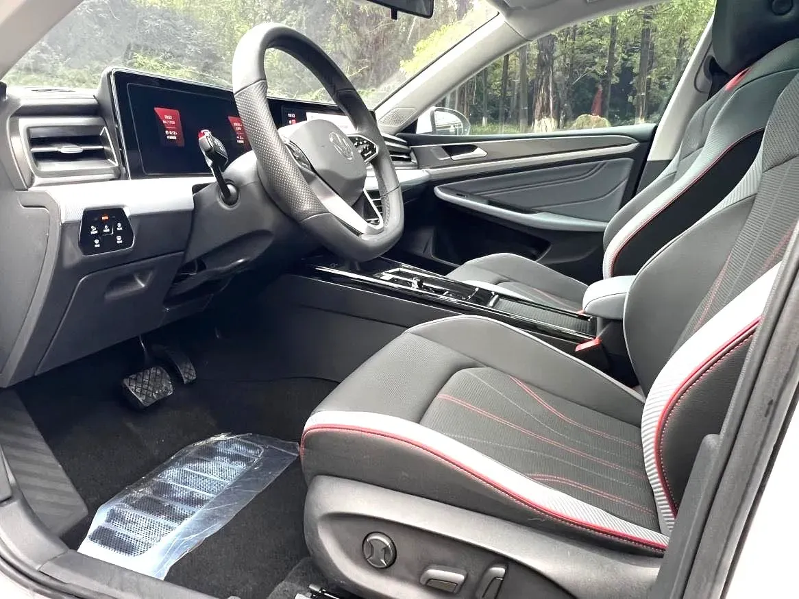 2023 Volkswagen Lamando 1.4T 150HP L4 7DCT,autocango,china used car exporter,china ev exporter,chinese used car exporter,chinese used ev exporter