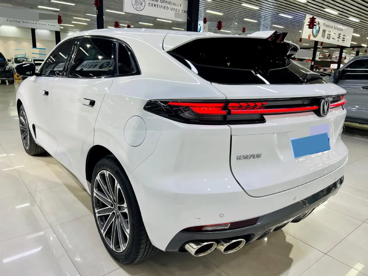 2021 ChangAn UNI-K 2.0T 233HP L4 8AT,autocango,china used car exporter,china ev exporter,chinese used car exporter,chinese used ev exporter