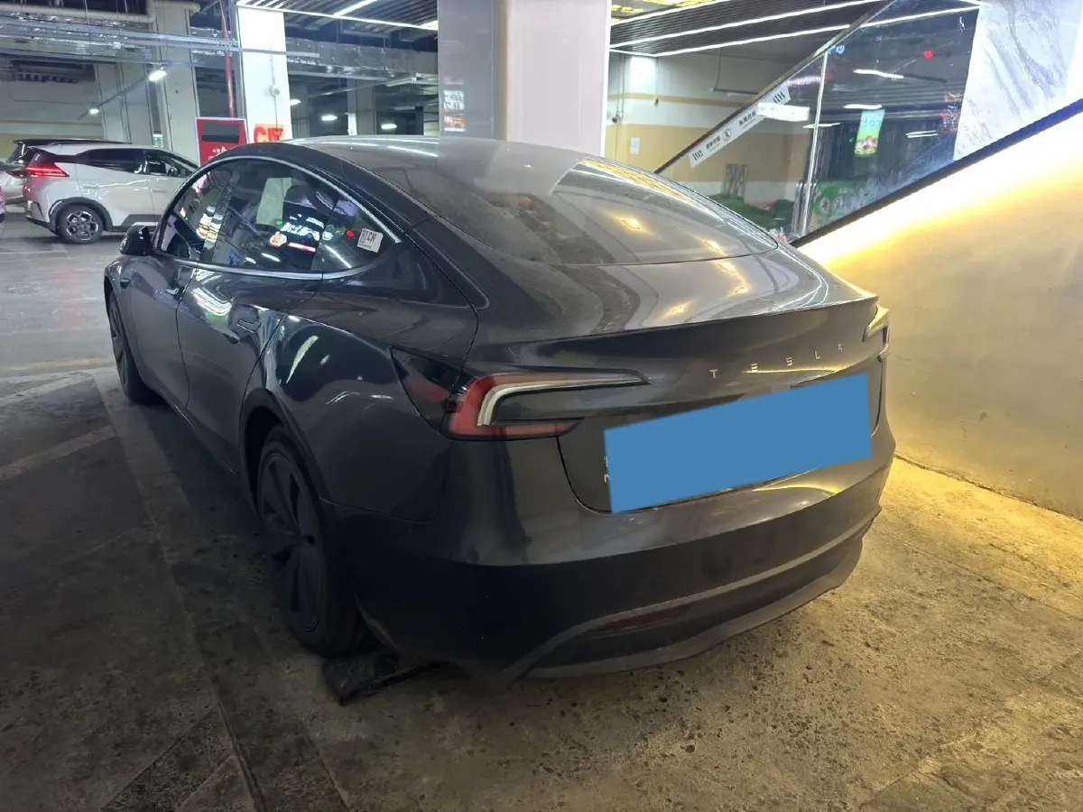 2025 Tesla Model 3 BEV 62.5KWH,autocango,china used car exporter,china ev exporter,chinese used car exporter,chinese used ev exporter