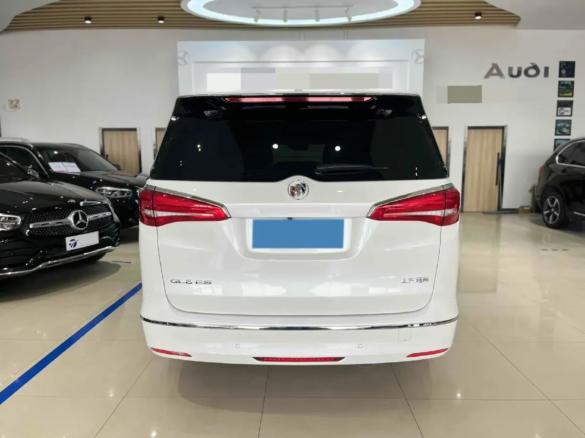 2018 Buick GL8 2.0T 260HP L4 6AT,autocango,china used car exporter,china ev exporter,chinese used car exporter,chinese used ev exporter