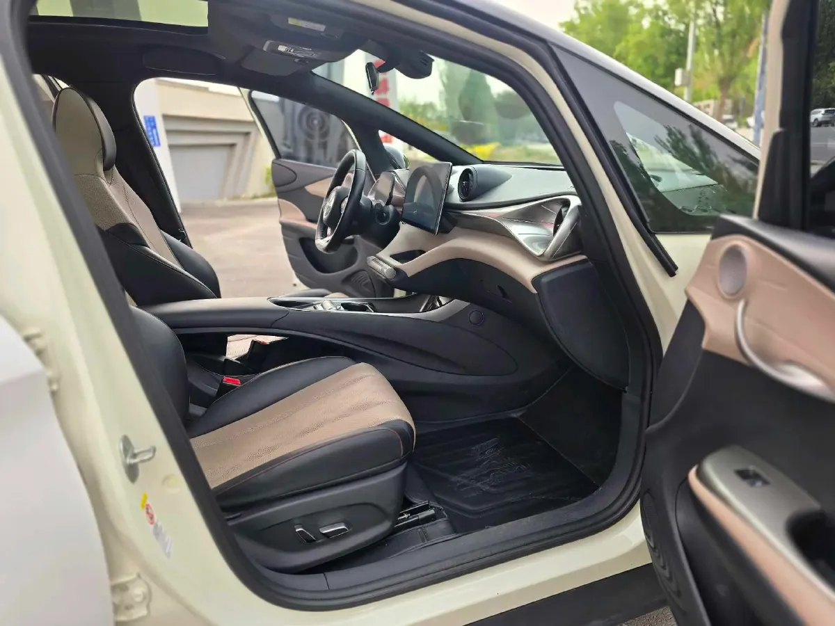 2023 BYD Dolphin BEV 44.928KWH,autocango,china used car exporter,china ev exporter,chinese used car exporter,chinese used ev exporter