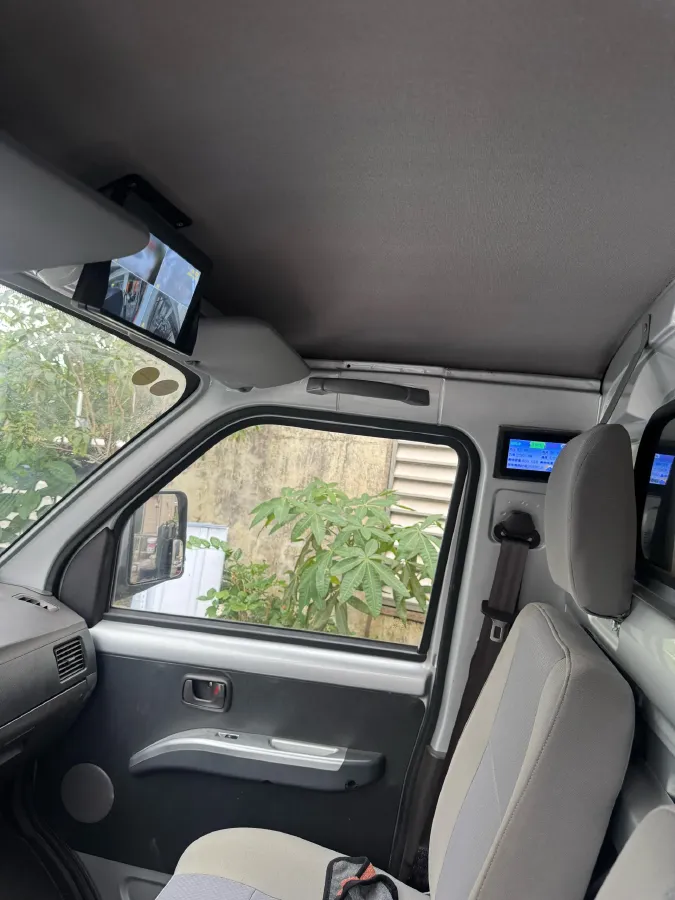 2023 WuLing RongGuang Mini Truck Special 1.5L 102HP L4 5MT,autocango,china used car exporter,china ev exporter,chinese used car exporter,chinese used ev exporter