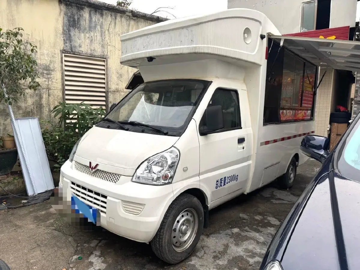 2023 WuLing RongGuang Mini Truck Special 1.5L 102HP L4 5MT,autocango,china used car exporter,china ev exporter,chinese used car exporter,chinese used ev exporter
