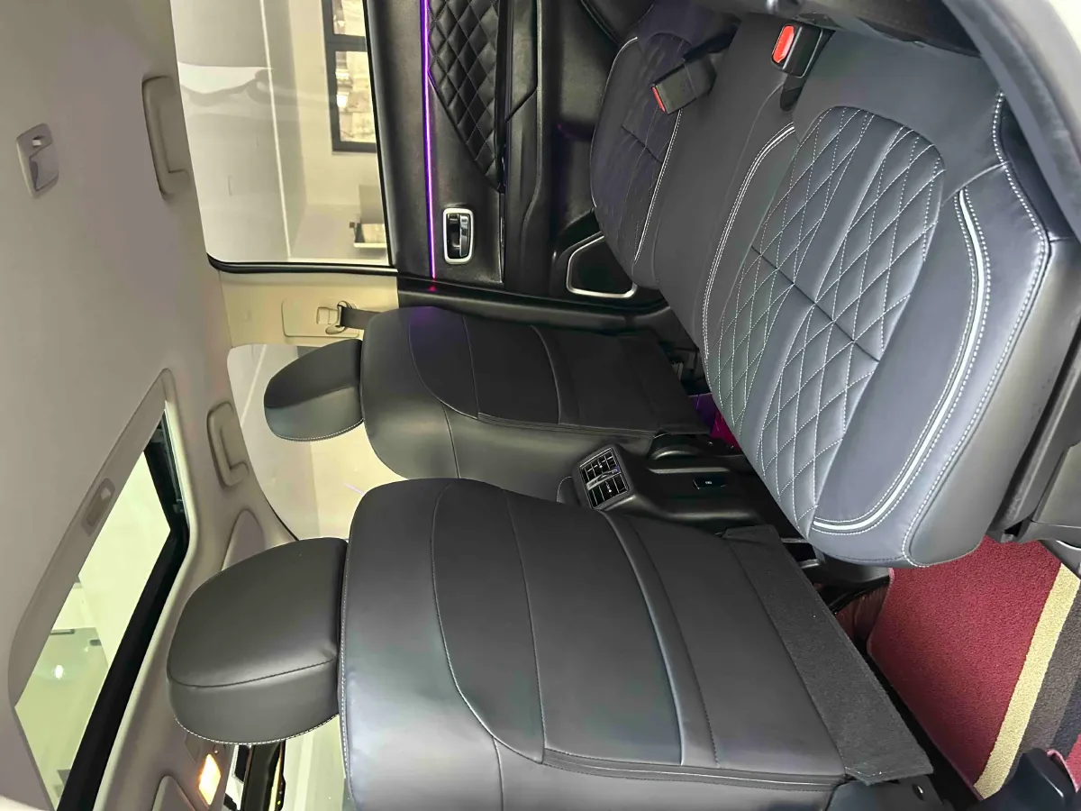 2020 Mitsubishi Outlander 2.0L 166HP L4 CVT,autocango,china used car exporter,china ev exporter,chinese used car exporter,chinese used ev exporter