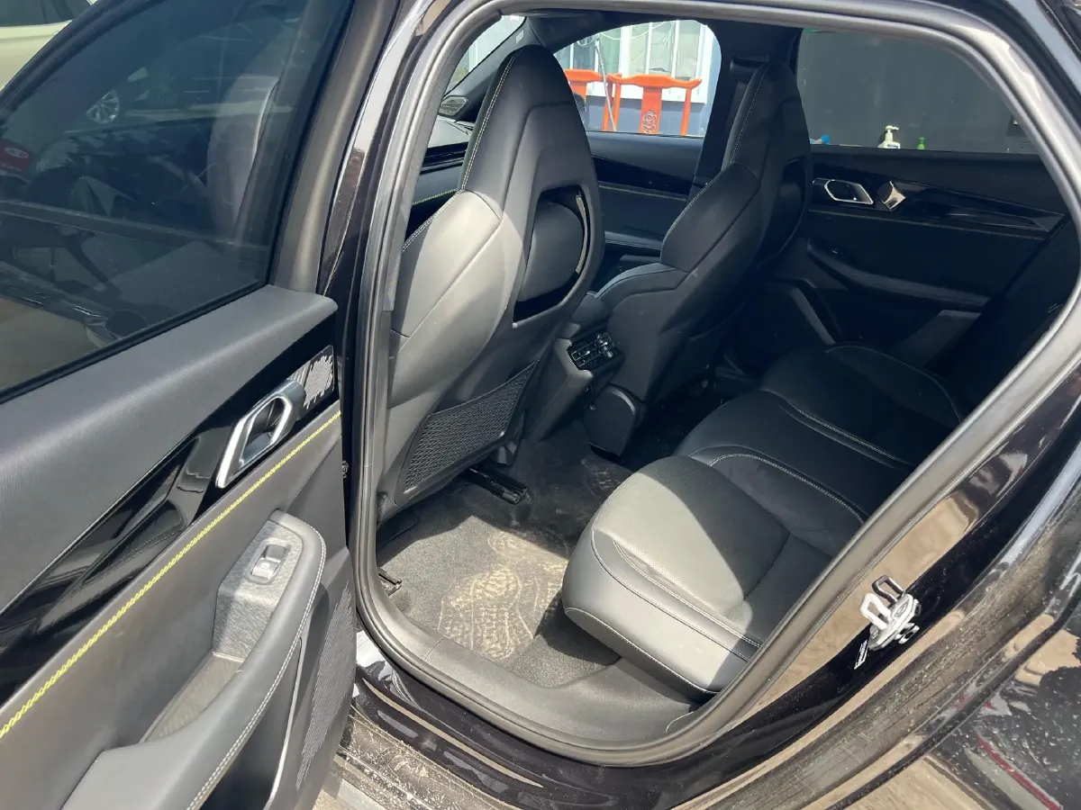 2023 MAXUS G50 1.5T 181HP L4 7DCT,autocango,china used car exporter,china ev exporter,chinese used car exporter,chinese used ev exporter