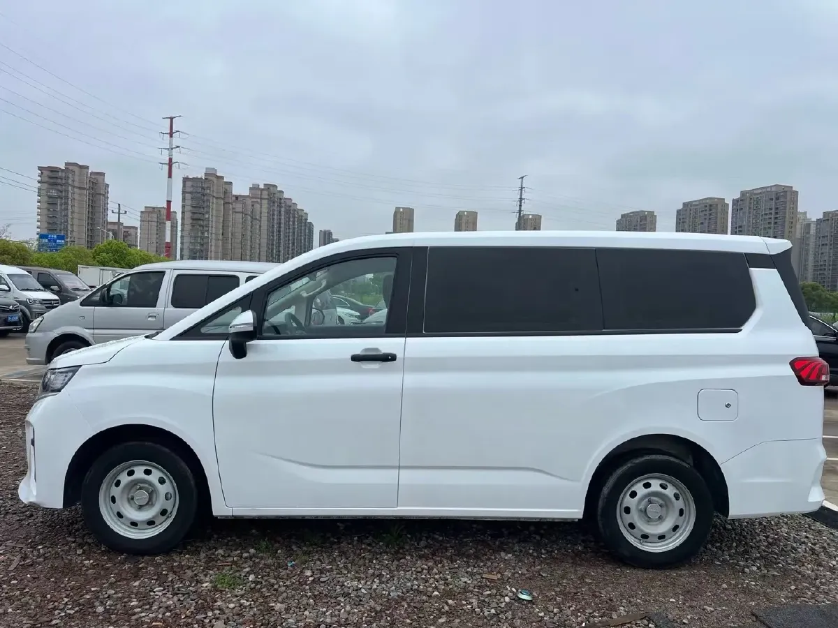 2023 BAW RuiSheng Trump M7 1.6L 124HP L4 5MT,autocango,china used car exporter,china ev exporter,chinese used car exporter,chinese used ev exporter