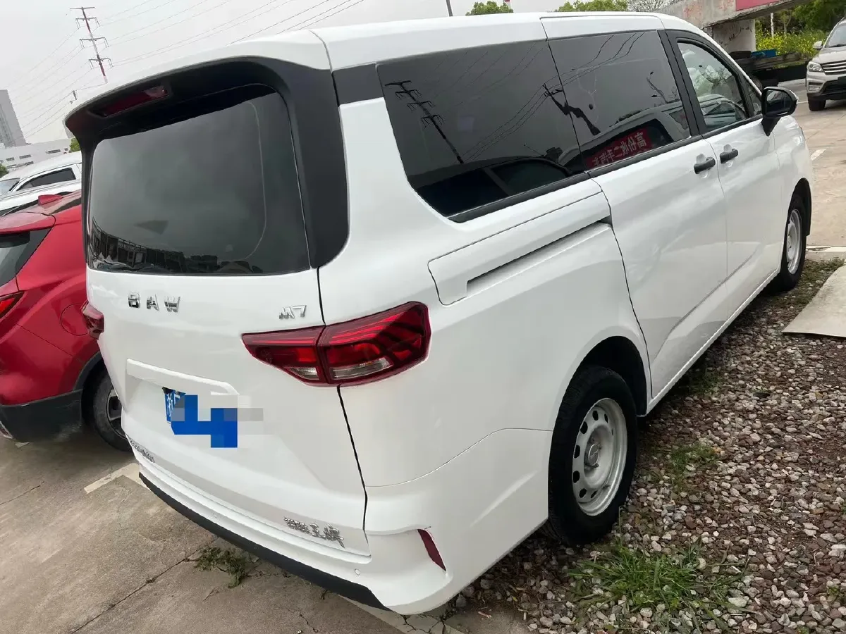 2023 BAW RuiSheng Trump M7 1.6L 124HP L4 5MT,autocango,china used car exporter,china ev exporter,chinese used car exporter,chinese used ev exporter