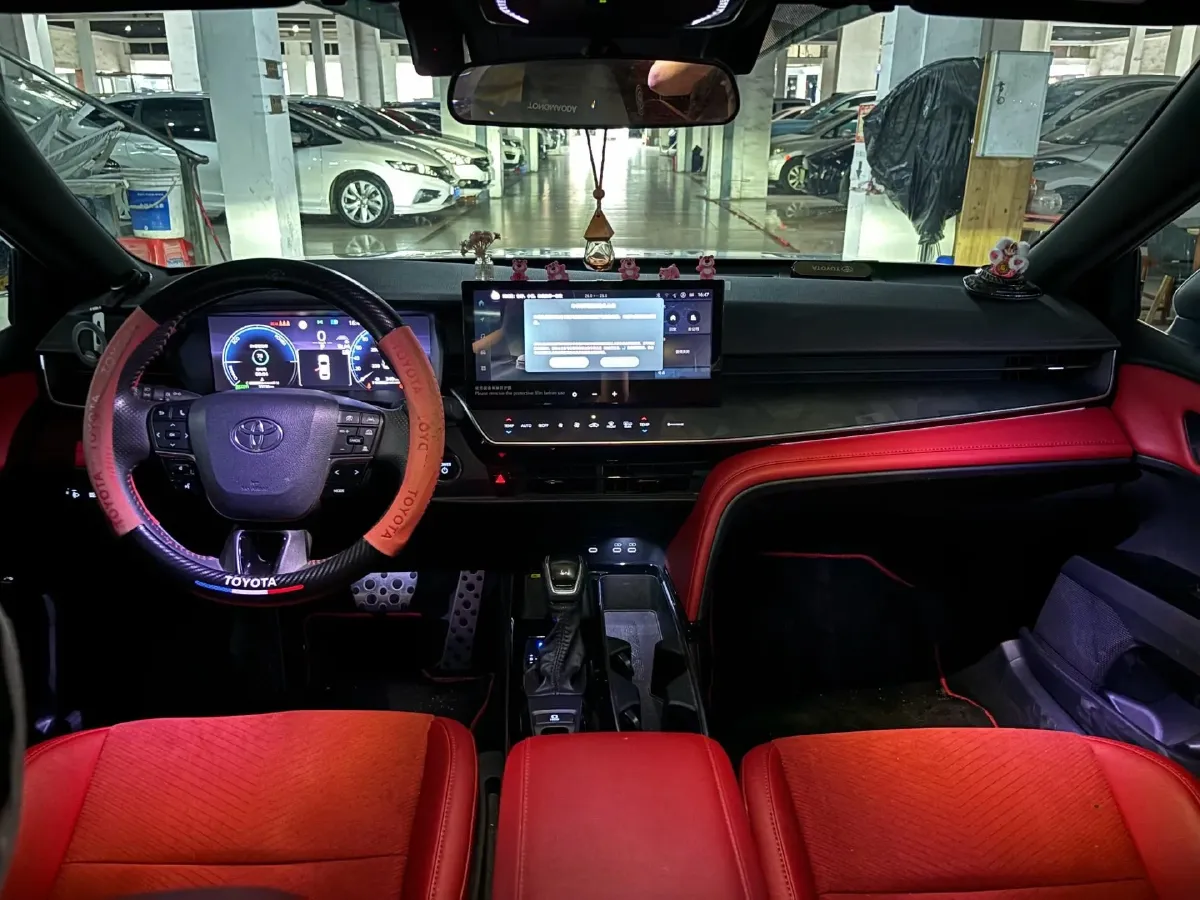 2024 Toyota Camry 2.0L 152HP L4 E-CVT Hybrid,autocango,china used car exporter,china ev exporter,chinese used car exporter,chinese used ev exporter