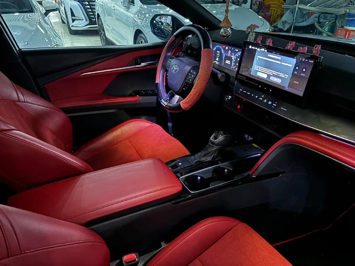 2024 Toyota Camry 2.0L 152HP L4 E-CVT Hybrid,autocango,china used car exporter,china ev exporter,chinese used car exporter,chinese used ev exporter