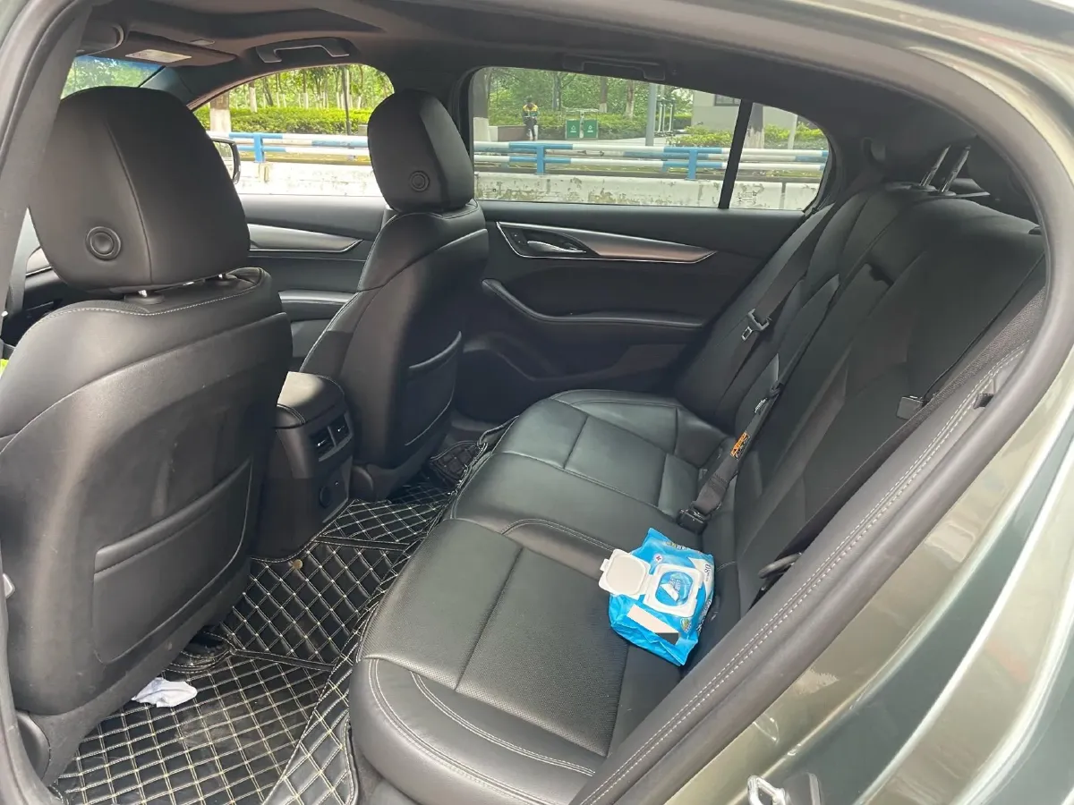 2022 Cadillac CT5 2.0T 237HP L4 10AT,autocango,china used car exporter,china ev exporter,chinese used car exporter,chinese used ev exporter