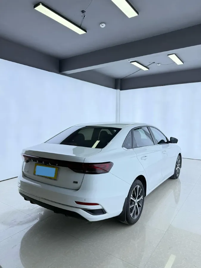 2022 Geely Emgrand 1.5L 114HP L4 CVT,autocango,china used car exporter,china ev exporter,chinese used car exporter,chinese used ev exporter