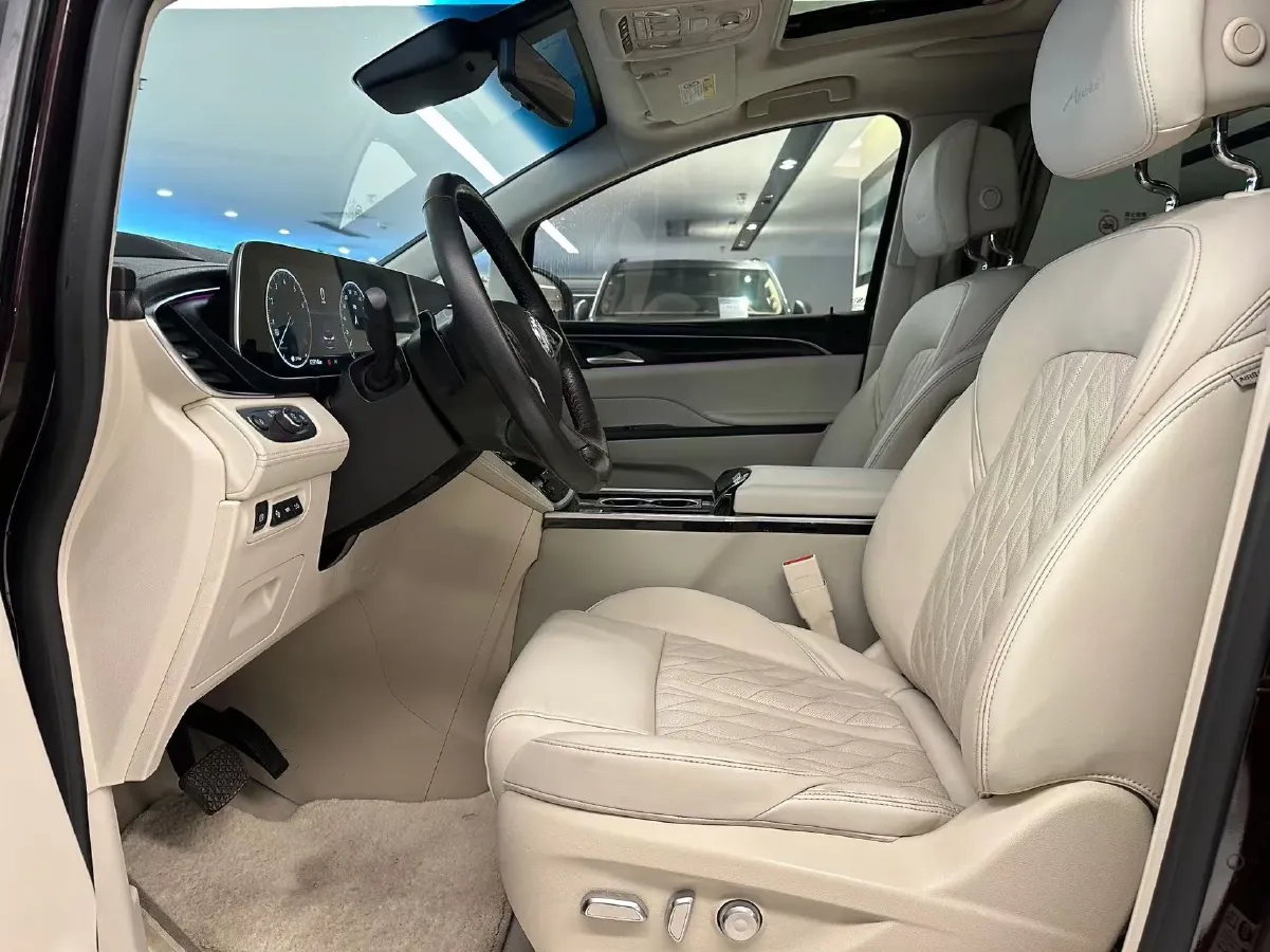 2020 Buick GL8 2.0T 237HP L4 9AT,autocango,china used car exporter,china ev exporter,chinese used car exporter,chinese used ev exporter