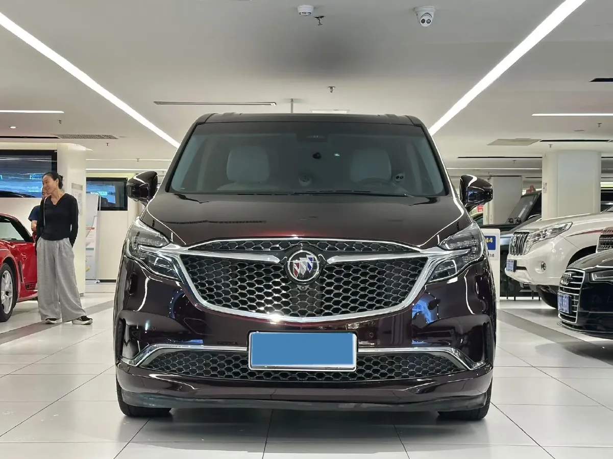 2020 Buick GL8 2.0T 237HP L4 9AT,autocango,china used car exporter,china ev exporter,chinese used car exporter,chinese used ev exporter