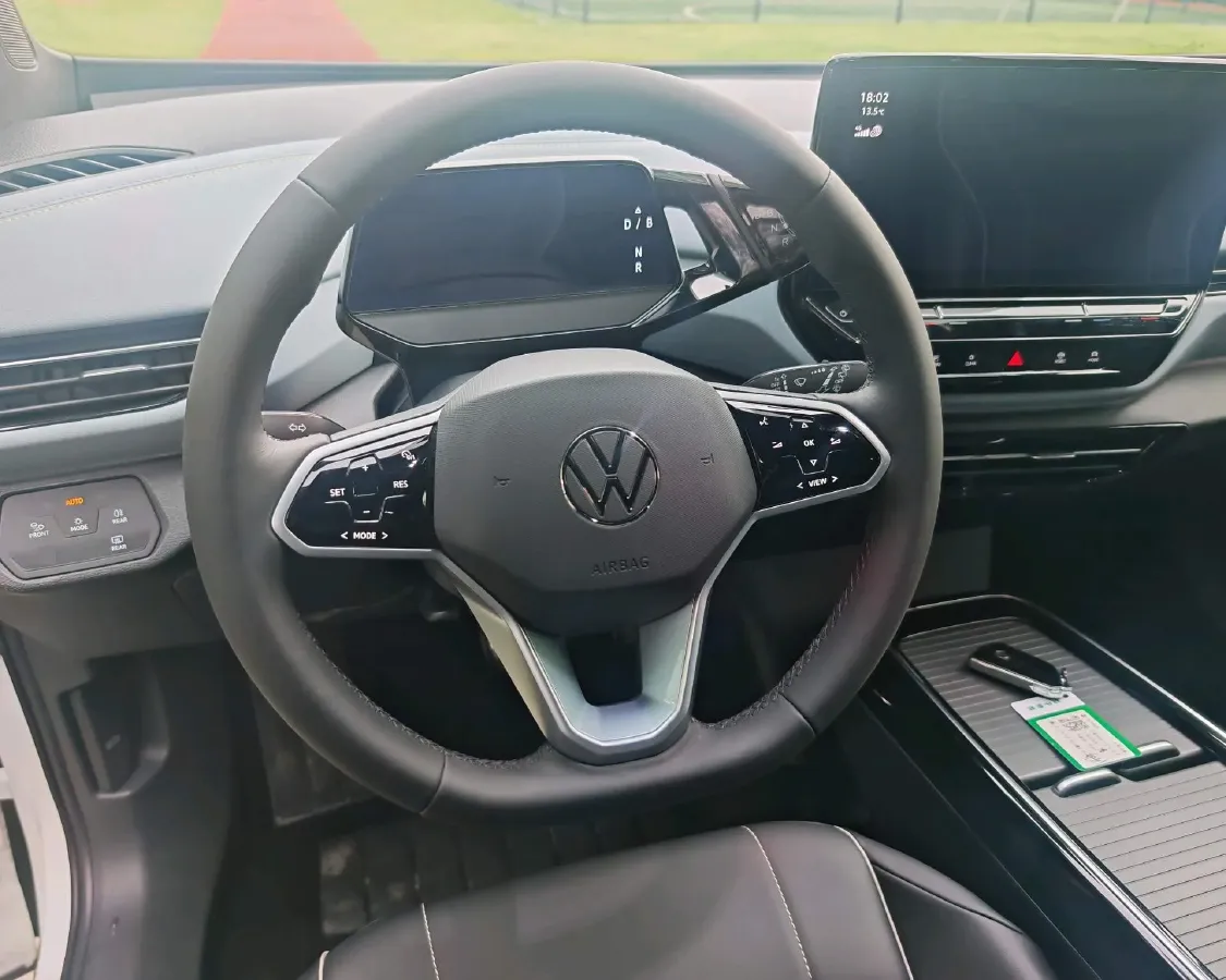 2023 Volkswagen ID.4 X BEV 52.8KWH,autocango,china used car exporter,china ev exporter,chinese used car exporter,chinese used ev exporter