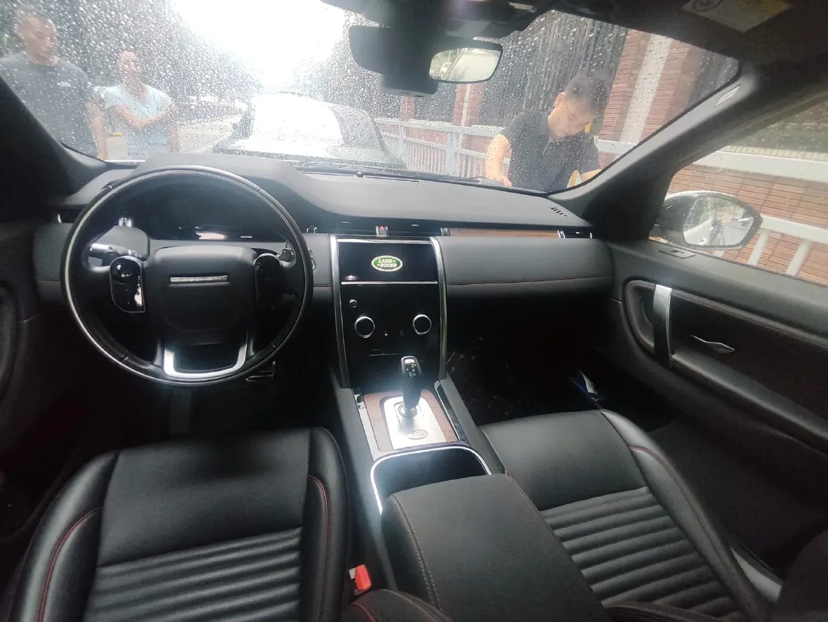 2020 Land Rover Discovery Sport 2.0T 249HP L4 9AT,autocango,china used car exporter,china ev exporter,chinese used car exporter,chinese used ev exporter