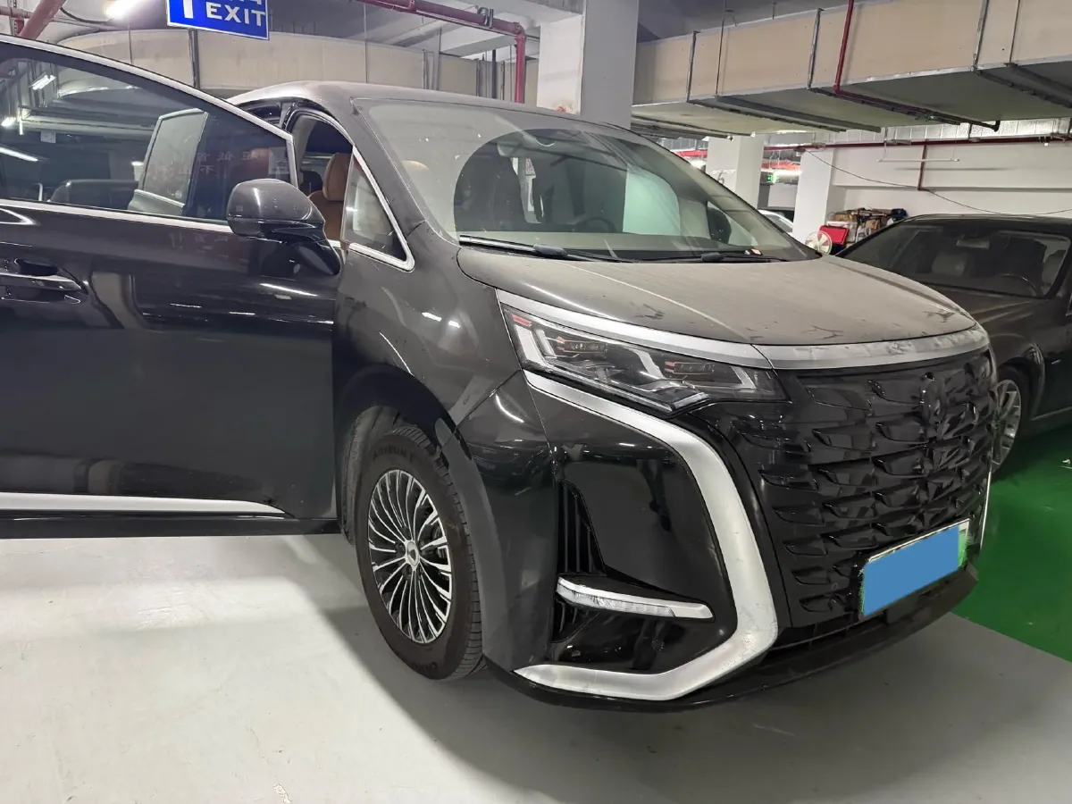 2022 Mercedes-Benz GLC Class 2.0T 197HP L4 9AT,autocango,china used car exporter,china ev exporter,chinese used car exporter,chinese used ev exporter