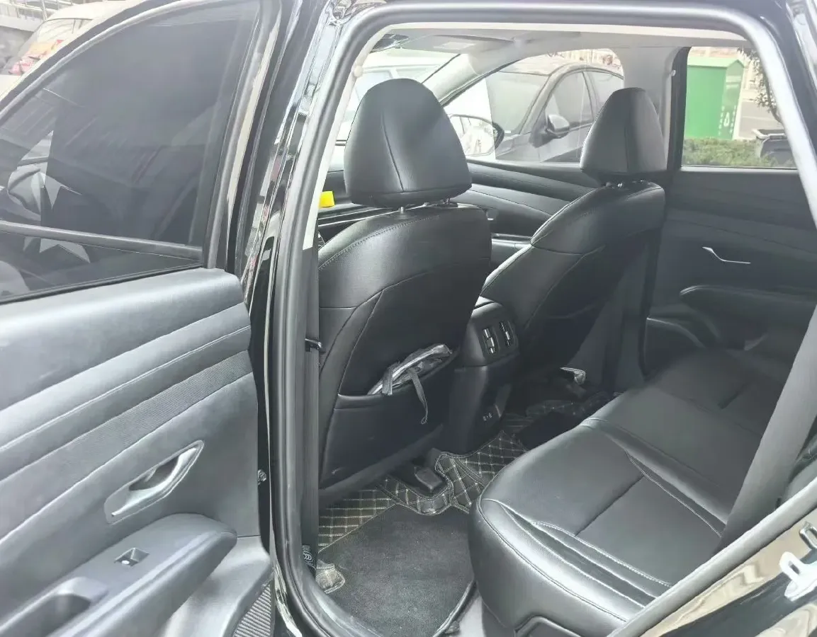 2023 Hyundai Tucson 1.5T 200HP L4 8AT,autocango,china used car exporter,china ev exporter,chinese used car exporter,chinese used ev exporter