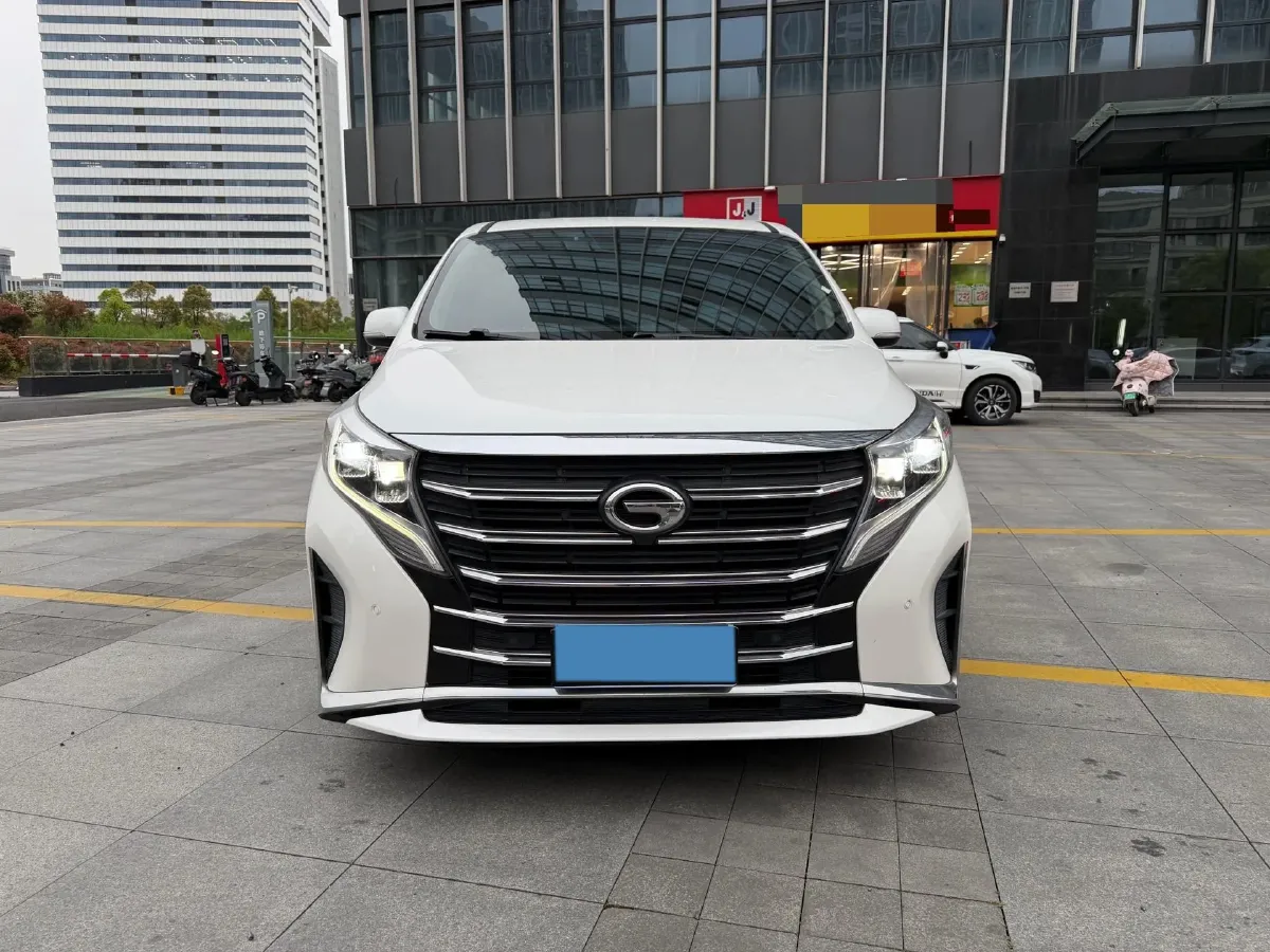 2021 GAC Trumpchi M8 2.0T 252HP L4 8AT,autocango,china used car exporter,china ev exporter,chinese used car exporter,chinese used ev exporter