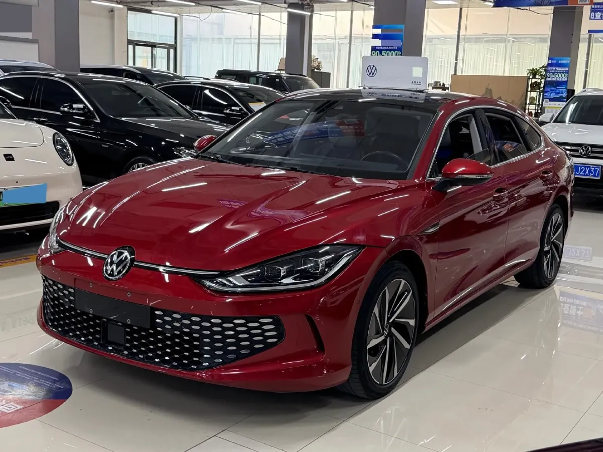 2022 Skoda Superb 2.0T 186HP L4 7DCT,autocango,china used car exporter,china ev exporter,chinese used car exporter,chinese used ev exporter