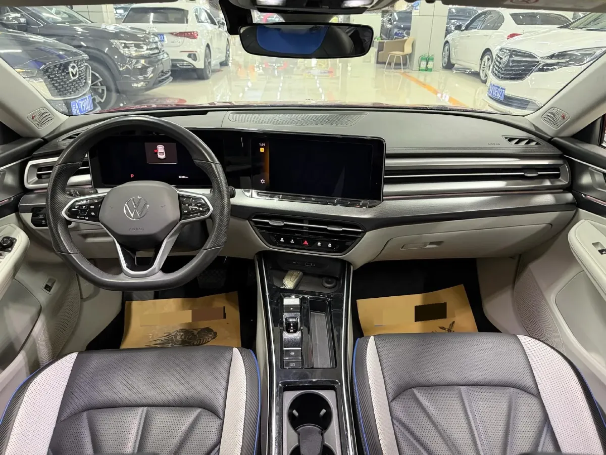 2022 Skoda Superb 2.0T 186HP L4 7DCT,autocango,china used car exporter,china ev exporter,chinese used car exporter,chinese used ev exporter