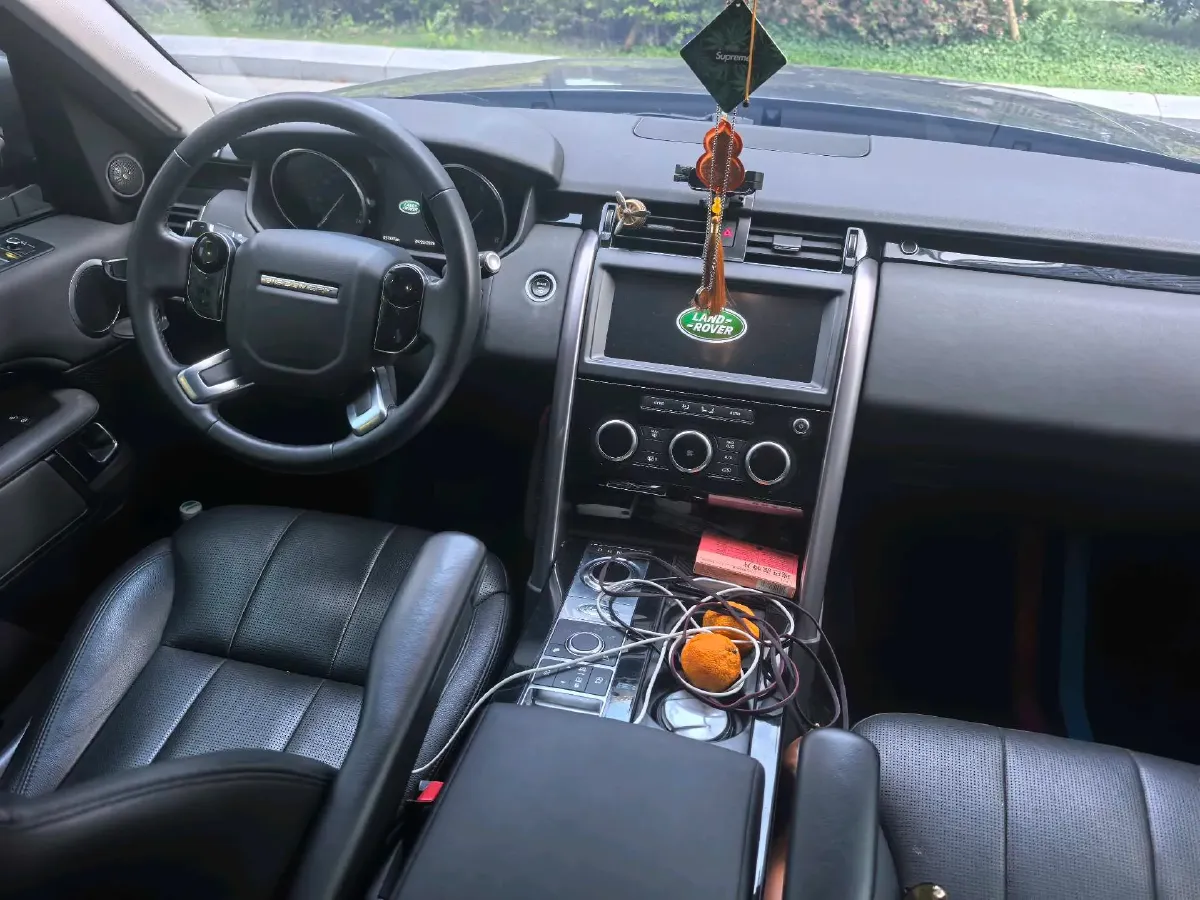 2019 Land Rover Discovery 3.0T 340HP V6 8AT,autocango,china used car exporter,china ev exporter,chinese used car exporter,chinese used ev exporter