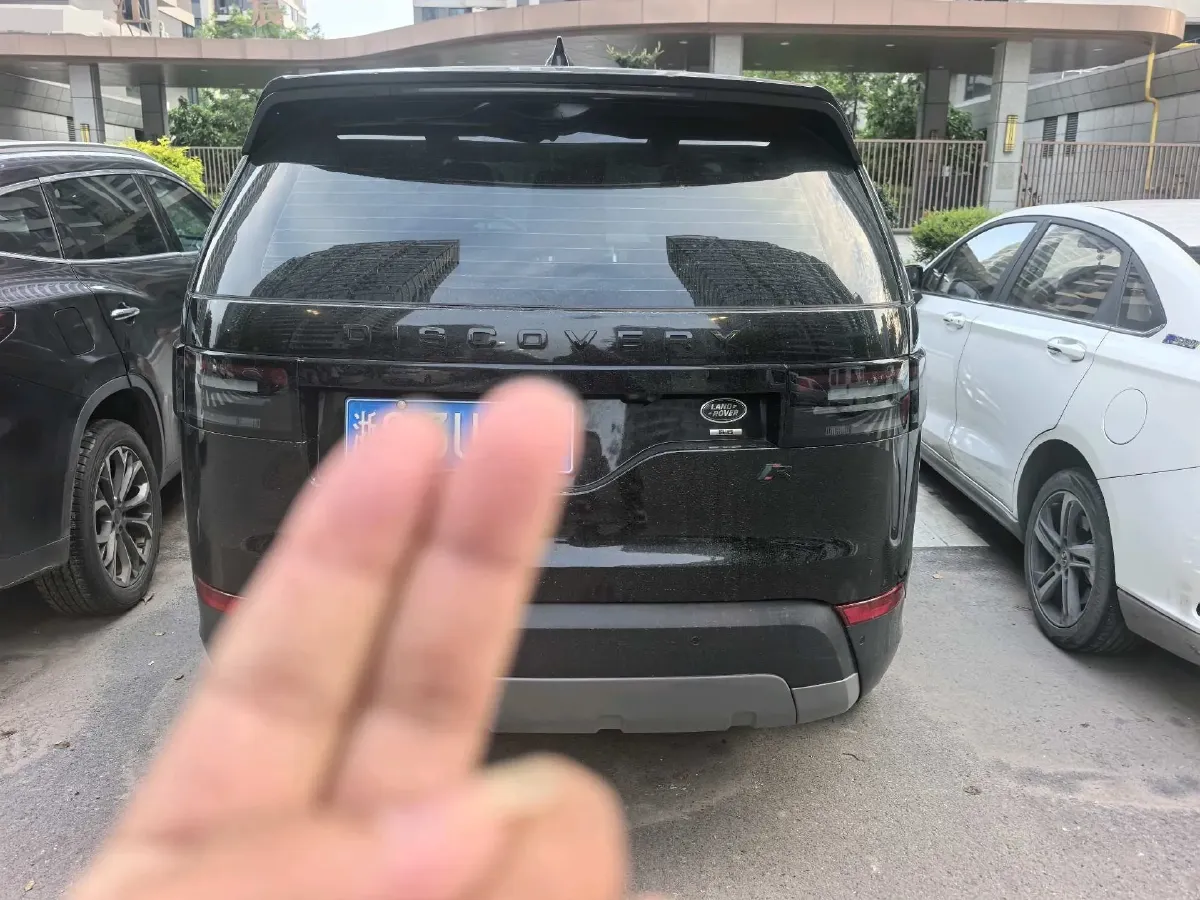 2019 Land Rover Discovery 3.0T 340HP V6 8AT,autocango,china used car exporter,china ev exporter,chinese used car exporter,chinese used ev exporter