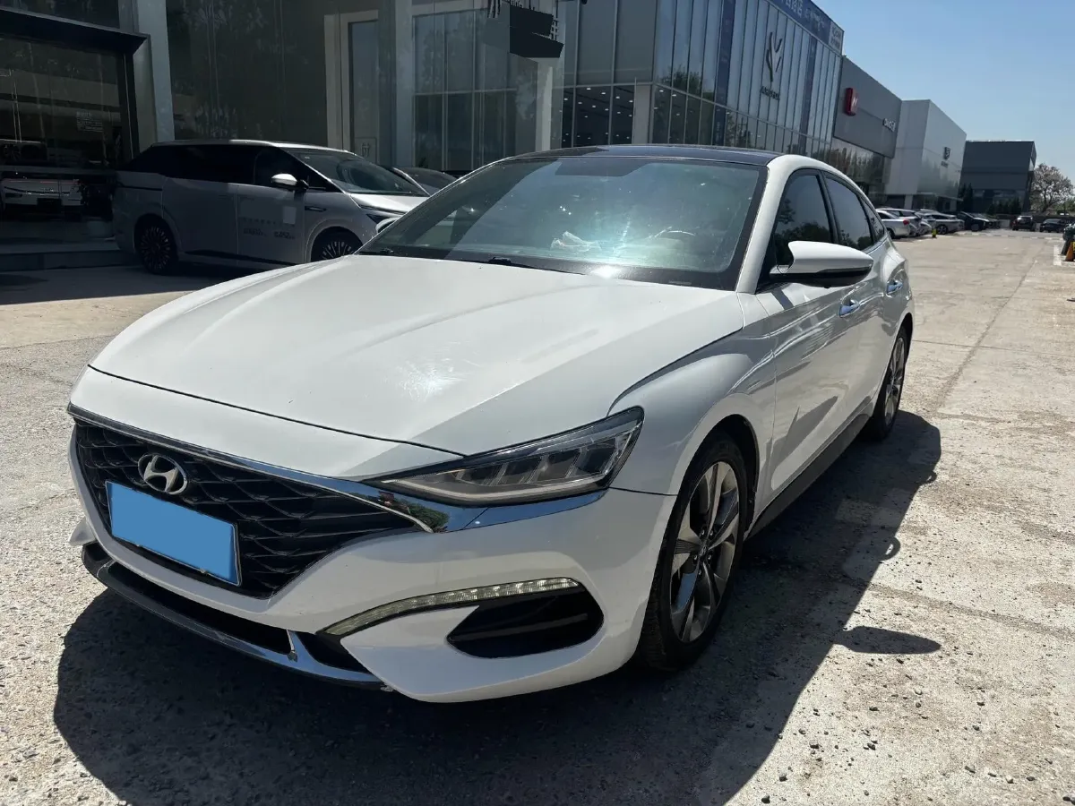 2019 Hyundai La Festa 1.6T 204HP L4 7DCT,autocango,china used car exporter,china ev exporter,chinese used car exporter,chinese used ev exporter