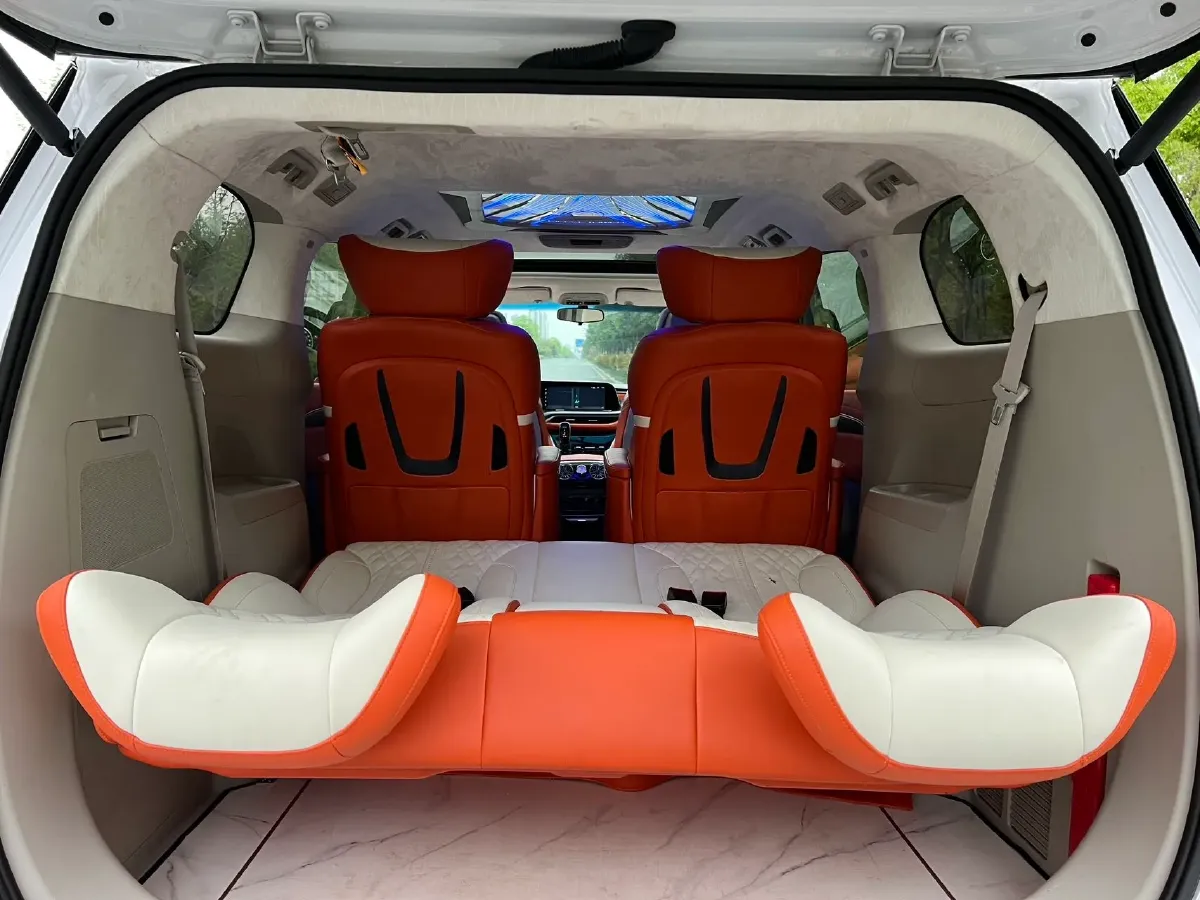 2022 Buick GL8 2.0T 237HP L4 9AT,autocango,china used car exporter,china ev exporter,chinese used car exporter,chinese used ev exporter