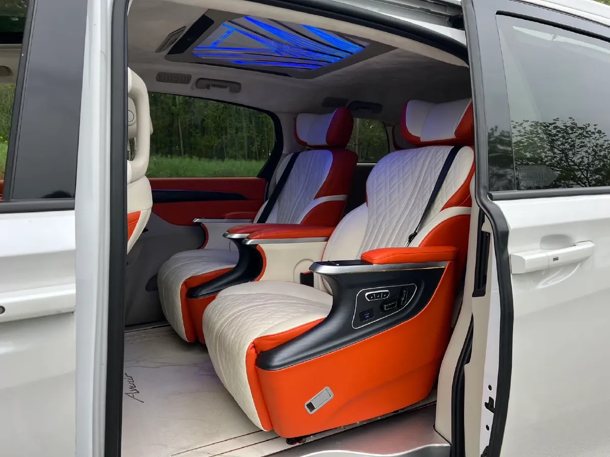 2022 Buick GL8 2.0T 237HP L4 9AT,autocango,china used car exporter,china ev exporter,chinese used car exporter,chinese used ev exporter