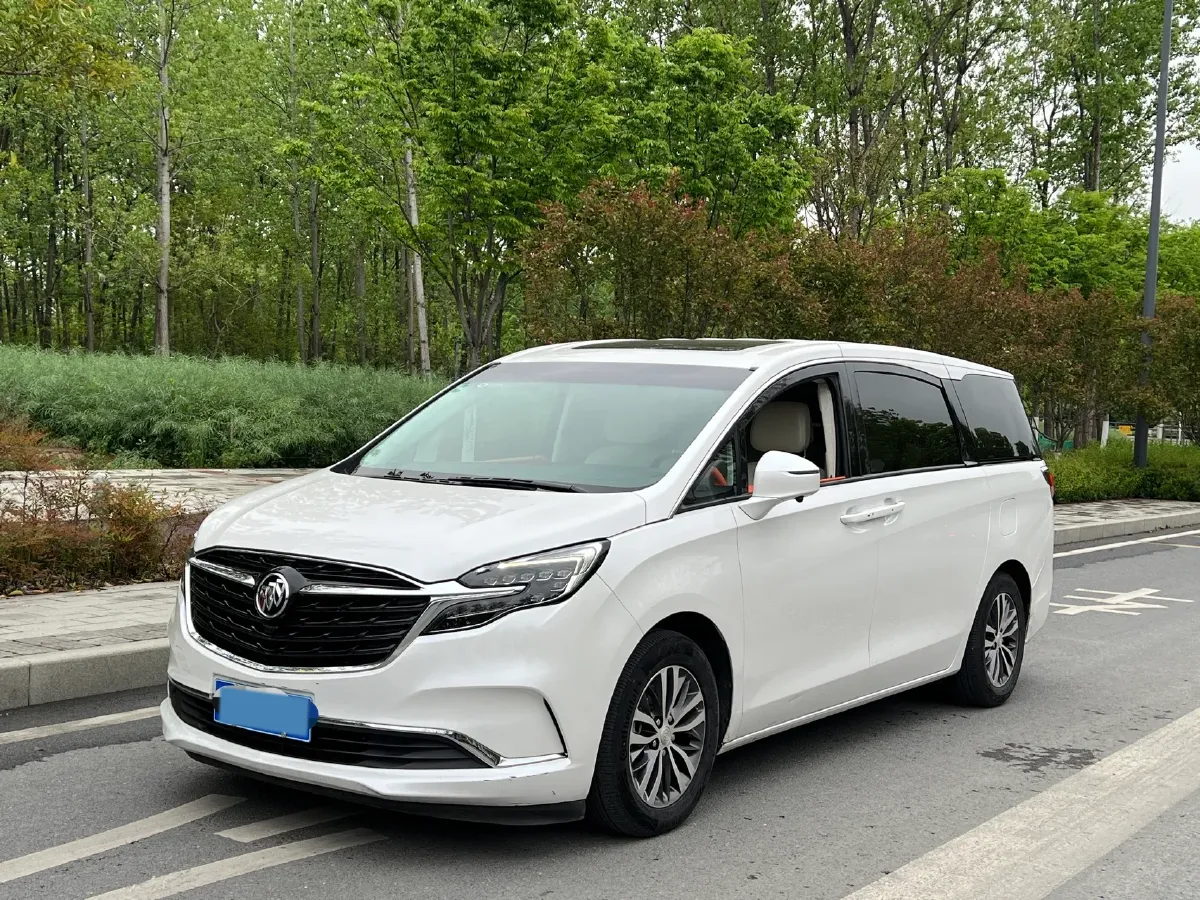 2022 Buick GL8 2.0T 237HP L4 9AT,autocango,china used car exporter,china ev exporter,chinese used car exporter,chinese used ev exporter
