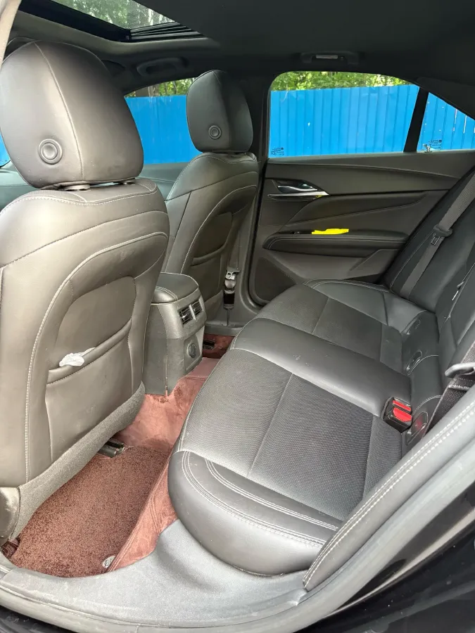 2021 Cadillac CT4 2.0T 237HP L4 8AT,autocango,china used car exporter,china ev exporter,chinese used car exporter,chinese used ev exporter