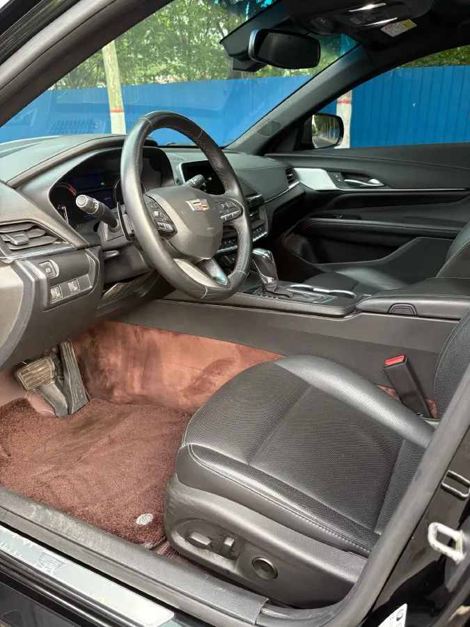 2021 Cadillac CT4 2.0T 237HP L4 8AT,autocango,china used car exporter,china ev exporter,chinese used car exporter,chinese used ev exporter