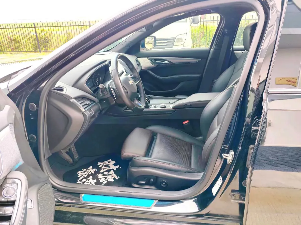 2020 Cadillac CT5 2.0T 241HP L4 10AT,autocango,china used car exporter,china ev exporter,chinese used car exporter,chinese used ev exporter