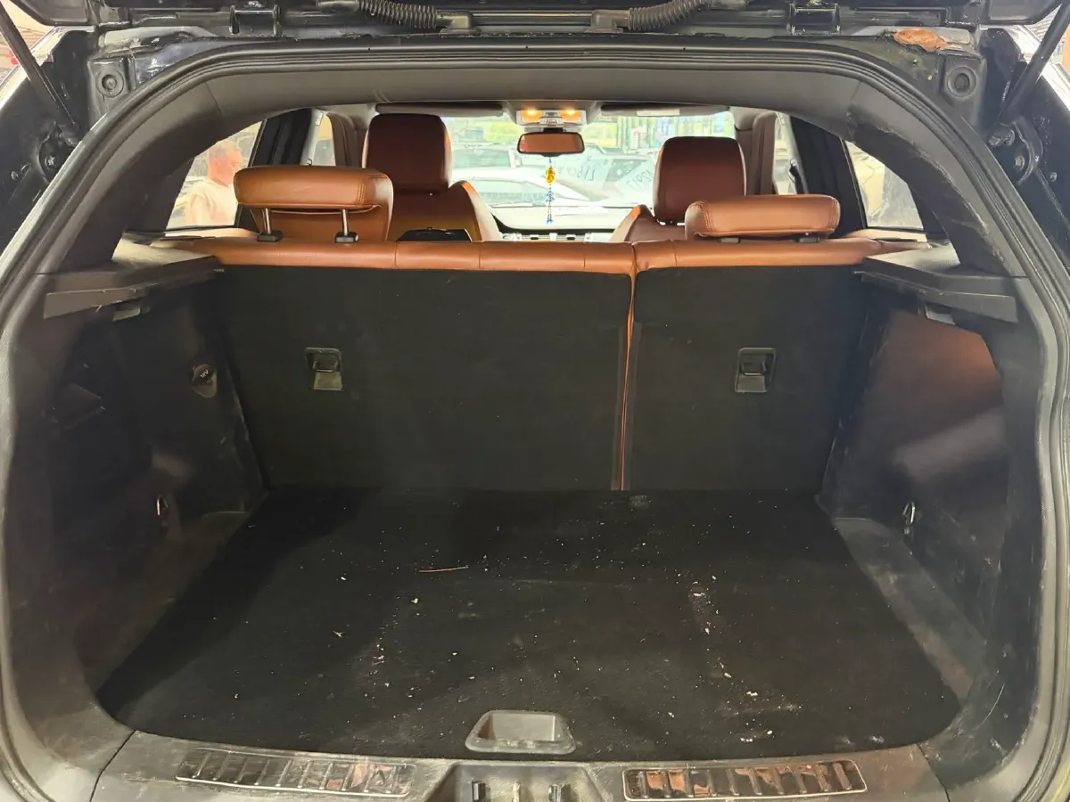 2018 Landwind X7 1.5T 163HP L4 8AT,autocango,china used car exporter,china ev exporter,chinese used car exporter,chinese used ev exporter