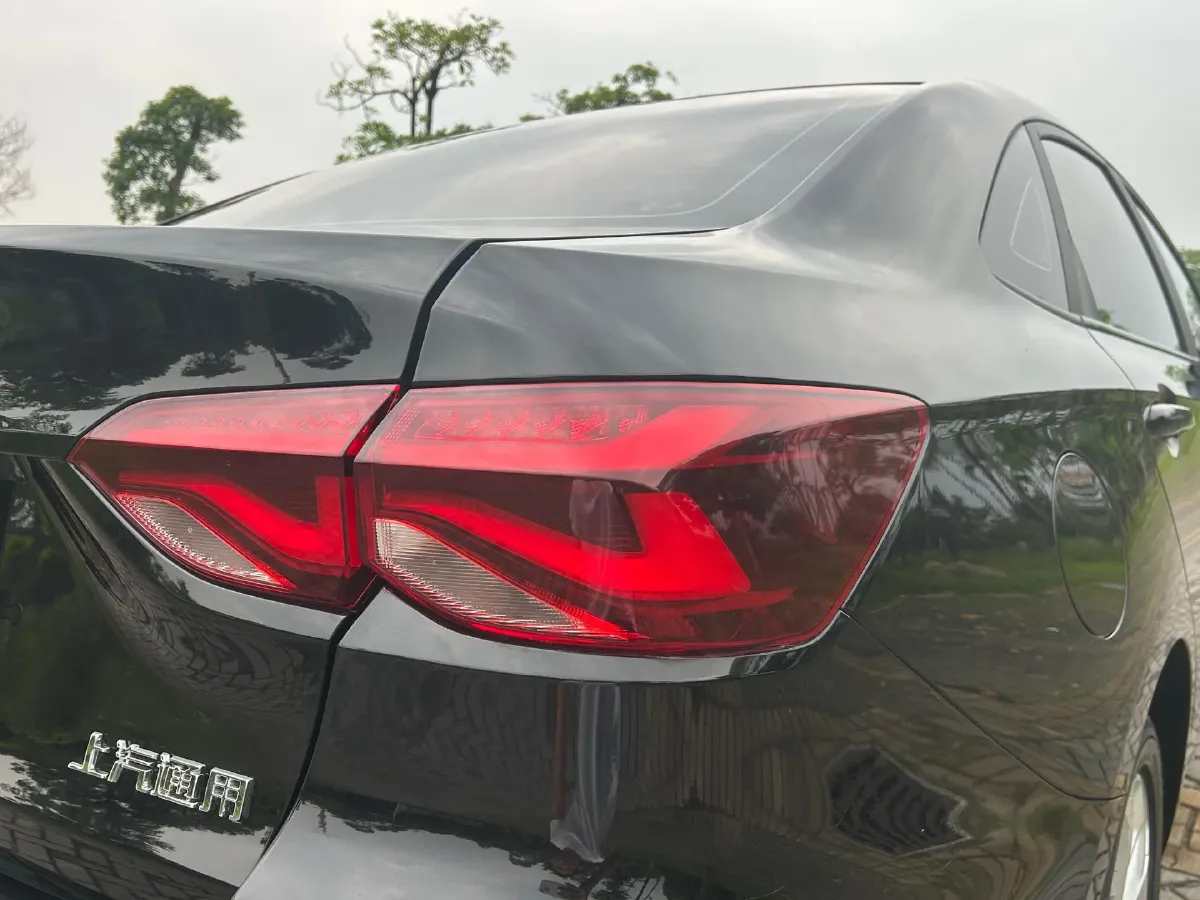 2023 Chevrolet Monza 1.5L 113HP L4 6DCT,autocango,china used car exporter,china ev exporter,chinese used car exporter,chinese used ev exporter