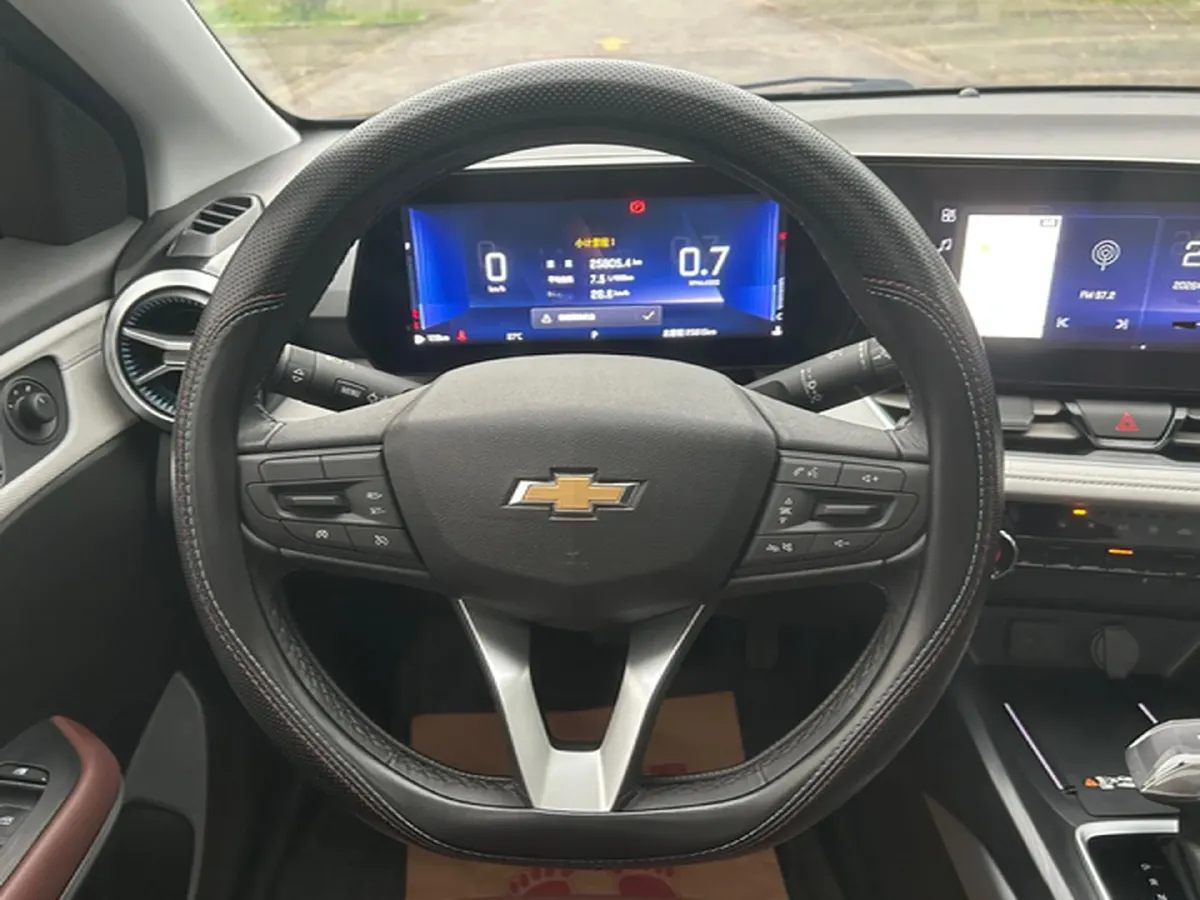 2023 Chevrolet Monza 1.5L 113HP L4 6DCT,autocango,china used car exporter,china ev exporter,chinese used car exporter,chinese used ev exporter