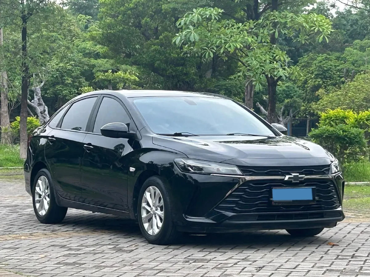 2023 Chevrolet Monza 1.5L 113HP L4 6DCT,autocango,china used car exporter,china ev exporter,chinese used car exporter,chinese used ev exporter